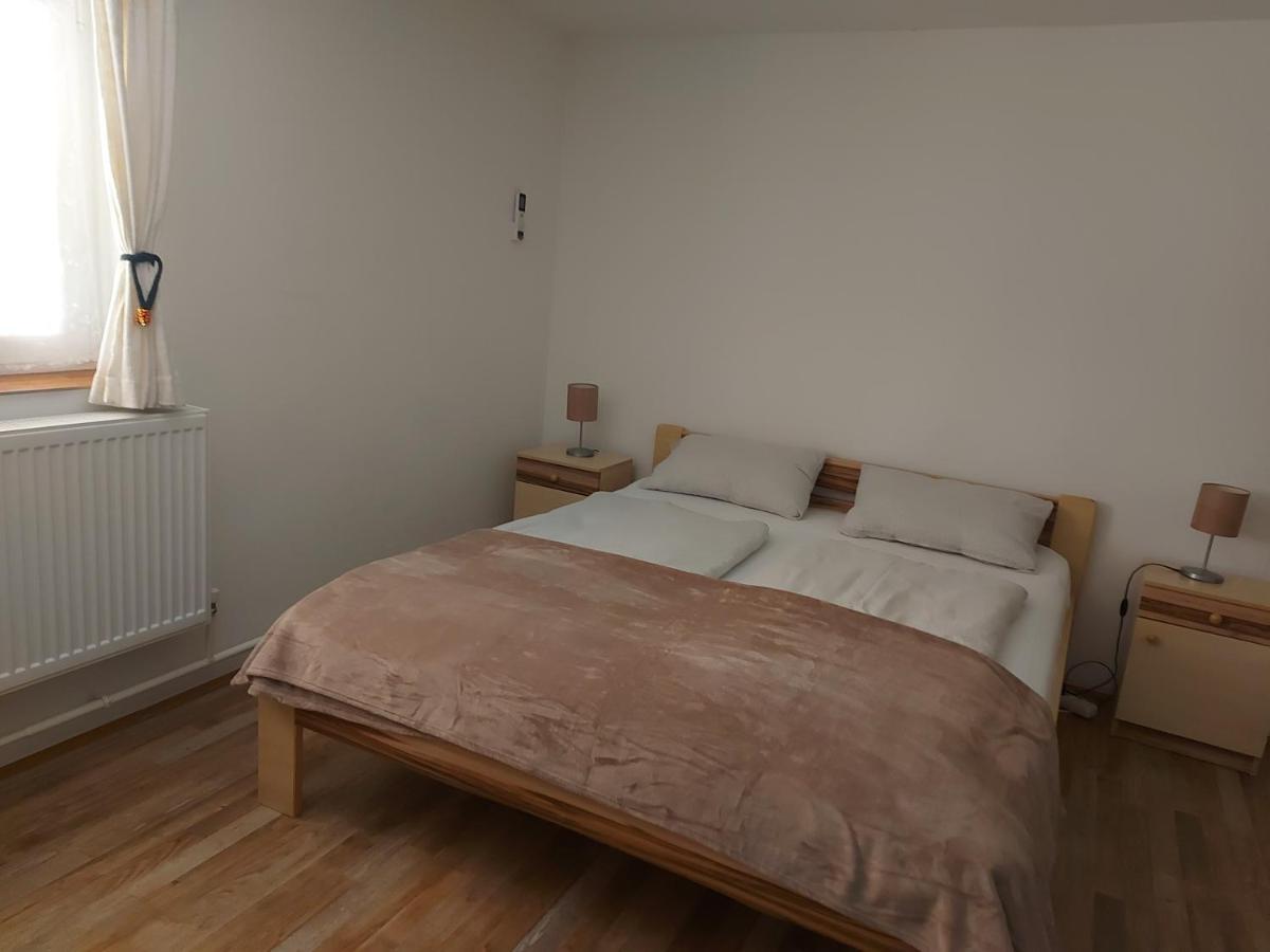 Potyka Apartman Tiszafüred エクステリア 写真
